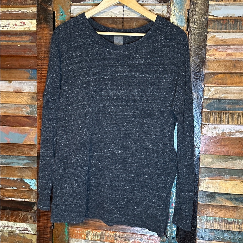CALIA by Carrie Underwood Charcoal lightweight Sweatshirt charcoal gray